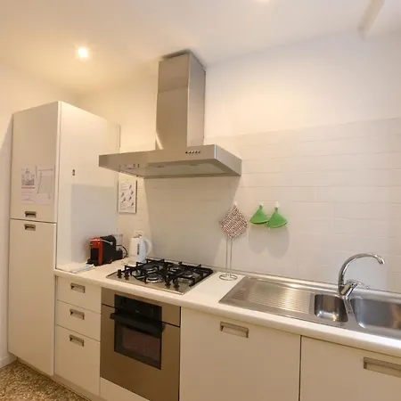 True 2 Bedrooms In The Heart Of Castello