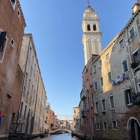 True 2 Bedrooms In The Heart Of Castello Lejlighed