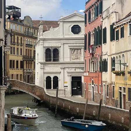 True 2 Bedrooms In The Heart Of Castello