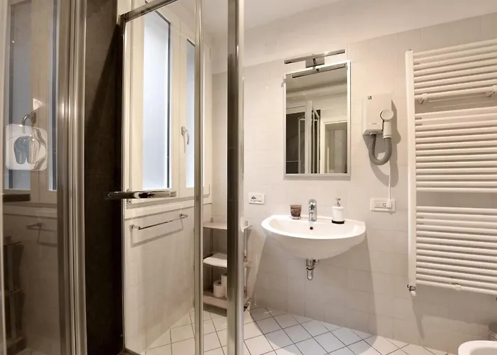 Castello Heart 2br Walk To San Marco & Biennale Velence