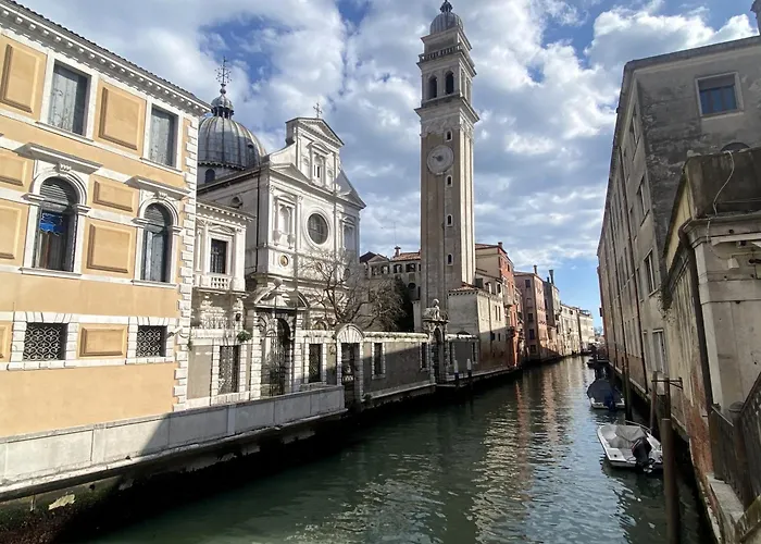 Castello Heart 2br Walk To San Marco & Biennale Apartman Velence